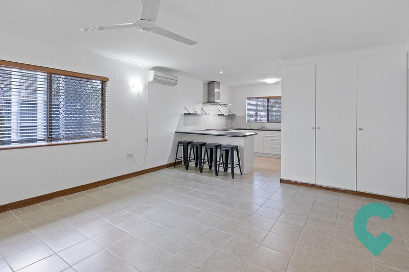 Photo - 8/22 Hoare Street, Manunda QLD 4870 - Image 2