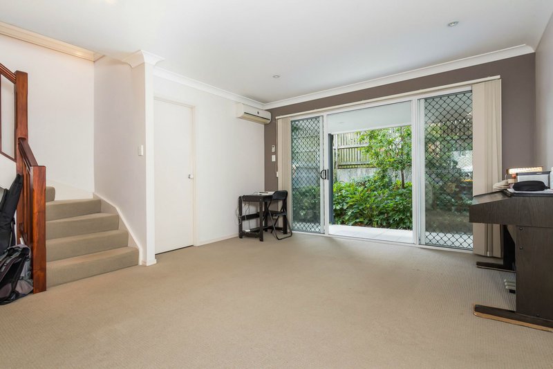 Photo - 8/22 Querrin Street, Yeronga QLD 4104 - Image 3