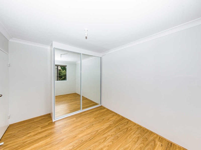 Photo - 8/22 Wigram Street, Harris Park NSW 2150 - Image 4