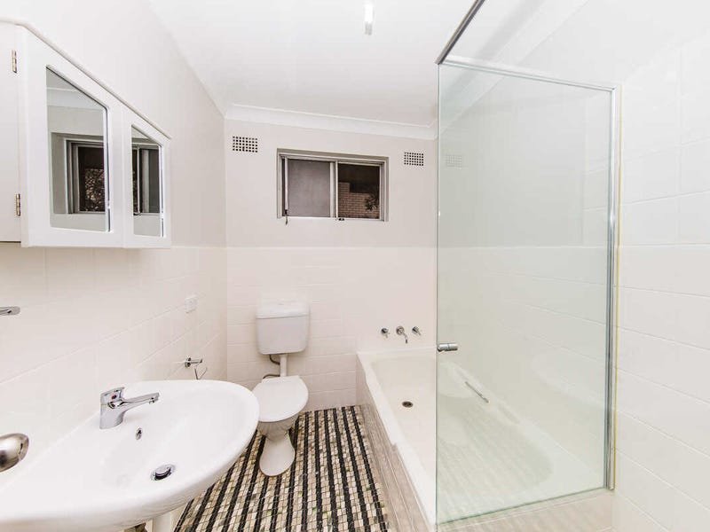 Photo - 8/22 Wigram Street, Harris Park NSW 2150 - Image 5