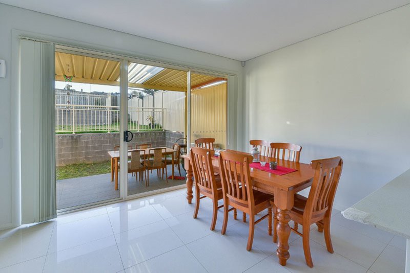 Photo - 8/221a Waterworth Drive, Mount Annan NSW 2567 - Image 4