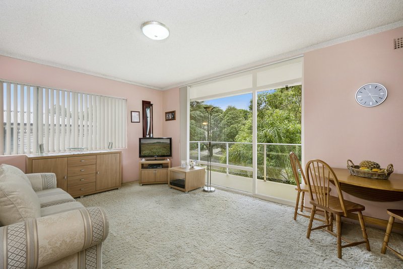 Photo - 8/23-25 Soldiers Avenue, Freshwater NSW 2096 - Image 5