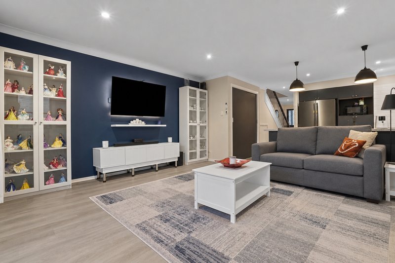 Photo - 8/23 Park Esplanade, Coomera QLD 4209 - Image 5