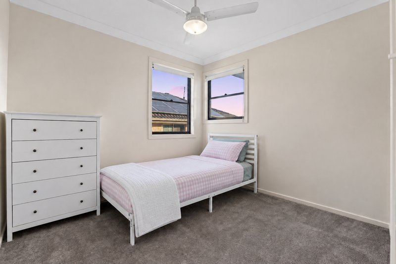 Photo - 8/23 Park Esplanade, Coomera QLD 4209 - Image 9