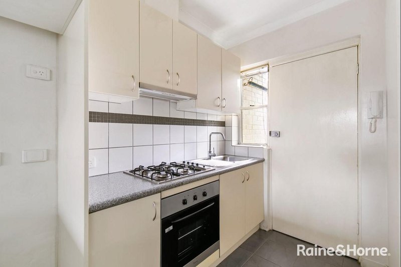 Photo - 8/23 Scotia Street, Moonee Ponds VIC 3039 - Image 3
