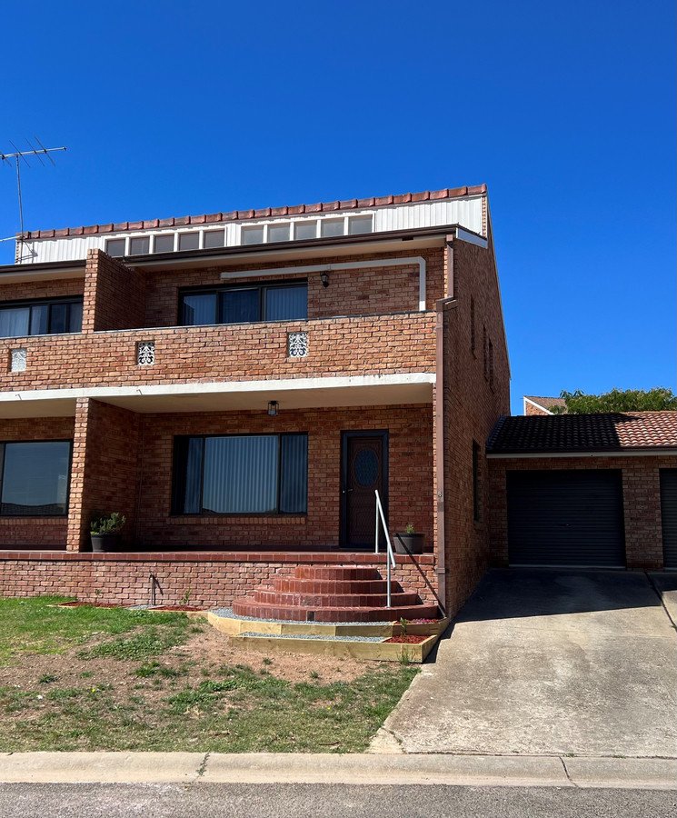 8/23 to 29 Newton Street, Goulburn NSW 2580