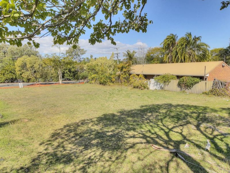 Photo - 823 Wembley Road, Browns Plains QLD 4118 - Image 4