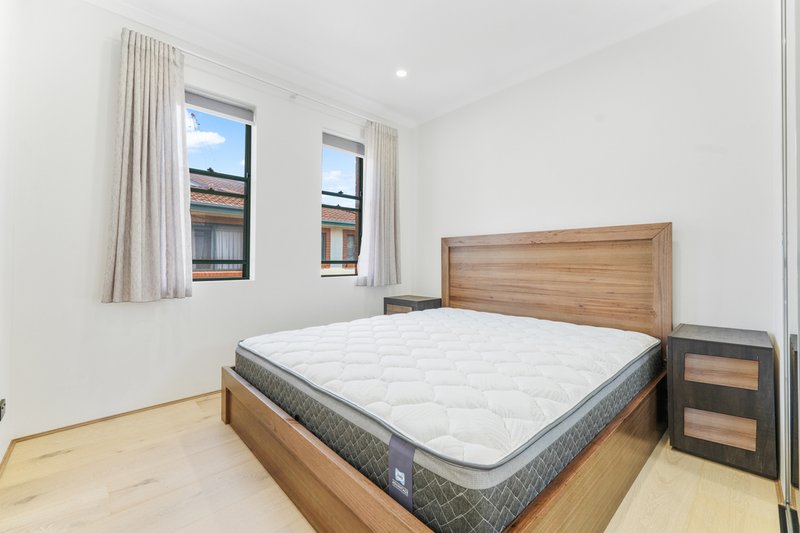 Photo - 8/236 Victoria Avenue, Chatswood NSW 2067 - Image 5