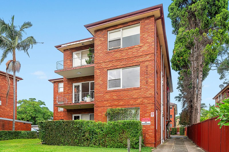 Photo - 8/24-26 Morwick Street, Strathfield NSW 2135 - Image 12