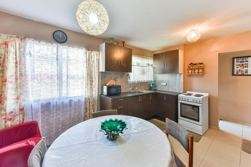 8/24 Atchison Road, Macquarie Fields NSW 2564