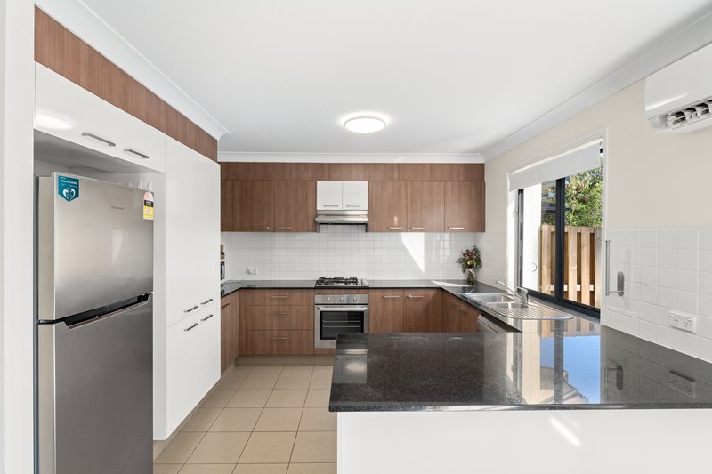 Photo - 8/24 Jessica Drive, Upper Coomera QLD 4209 - Image 4