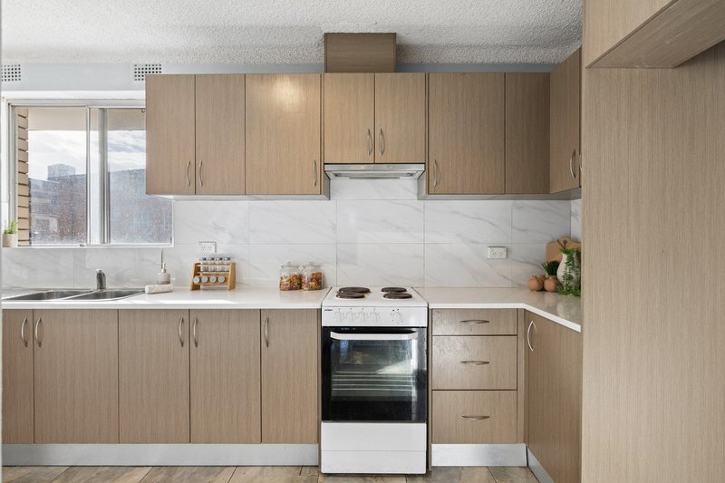 Photo - 8/25-29 Bowden Street, Harris Park NSW 2150 - Image 8