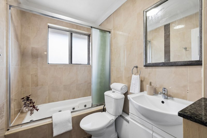 Photo - 8/25-29 Bowden Street, Harris Park NSW 2150 - Image 10