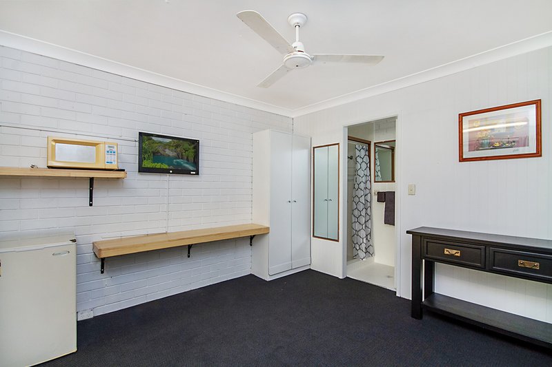 Photo - 8/25 Minjungbal Drive, Tweed Heads South NSW 2486 - Image 2