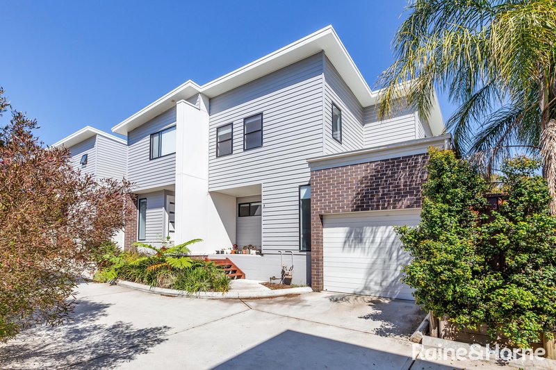 Photo - 8/25 Mort Street, Shortland NSW 2307 - Image 1