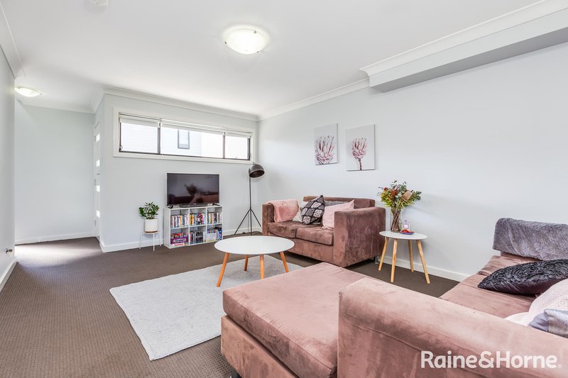 Photo - 8/25 Mort Street, Shortland NSW 2307 - Image 4