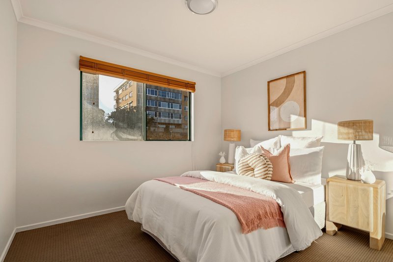 Photo - 8/25 Whytecliffe Street, Albion QLD 4010 - Image 9