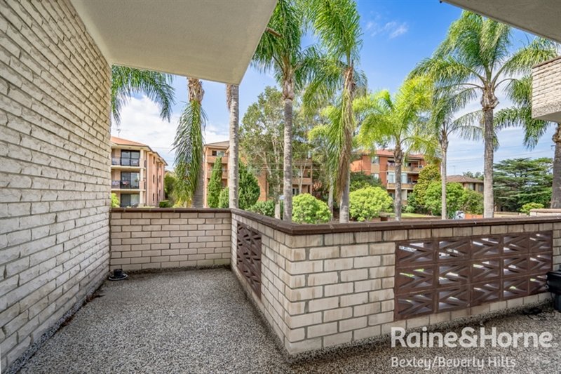 Photo - 8/25 Woids Avenue, Hurstville NSW 2220 - Image 4