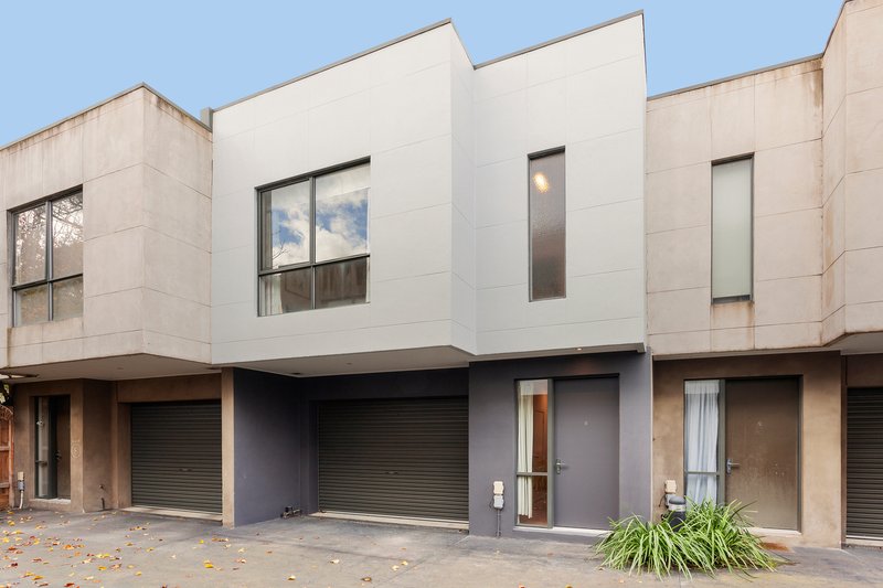 8/250 Neerim Road, Carnegie VIC 3163