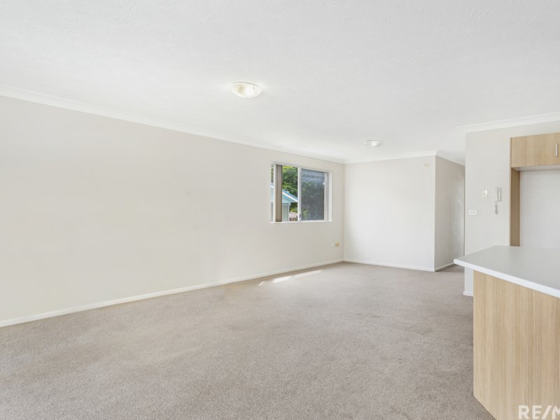 Photo - 8/26 Back Street, Biggera Waters QLD 4216 - Image 5