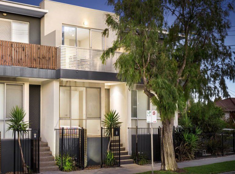 Photo - 8/26A Audsley Street, Clayton South VIC 3169 - Image 1