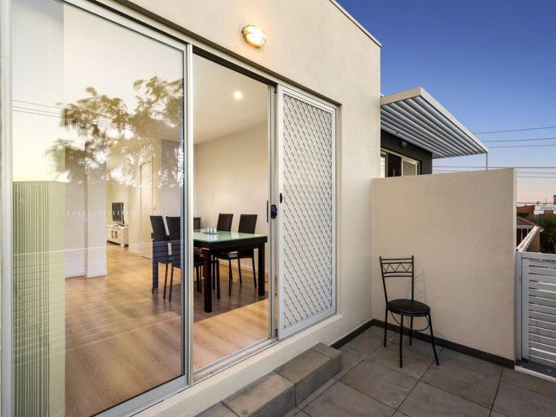 Photo - 8/26A Audsley Street, Clayton South VIC 3169 - Image 8