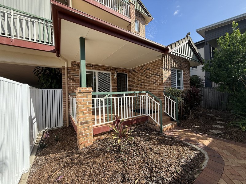 Photo - 8/27 Brickfield Road, Aspley QLD 4034 - Image 1