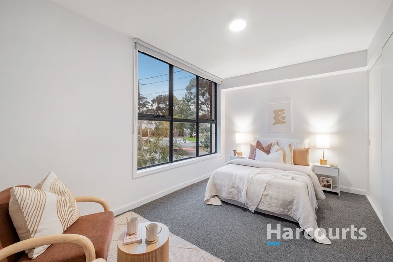 Photo - 8/27 Finch Street, Notting Hill VIC 3168 - Image 6