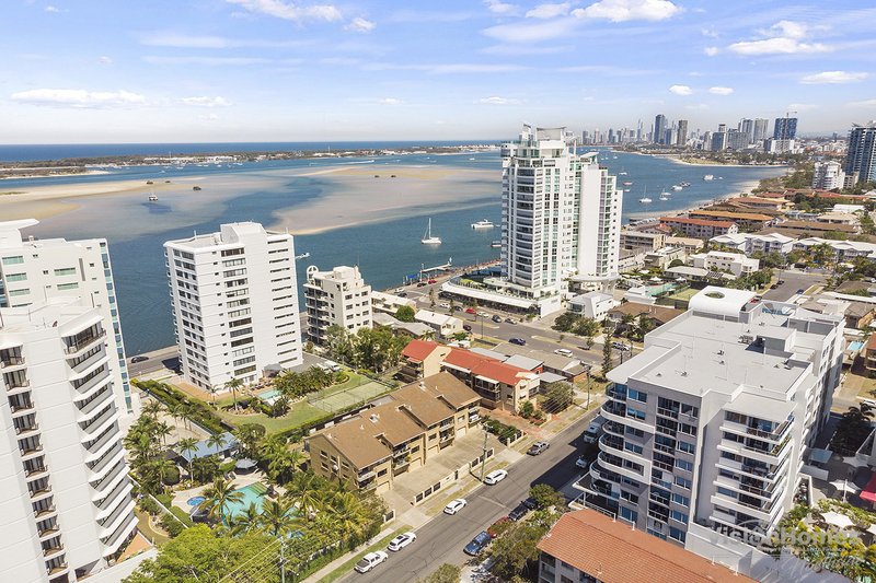 Photo - 8/27 Labrador St , Labrador QLD 4215 - Image 3