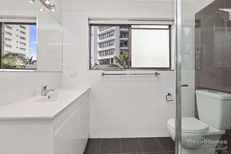 Photo - 8/27 Labrador St , Labrador QLD 4215 - Image 9