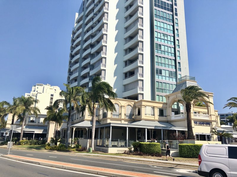 Photo - 8/27 Labrador St , Labrador QLD 4215 - Image 13