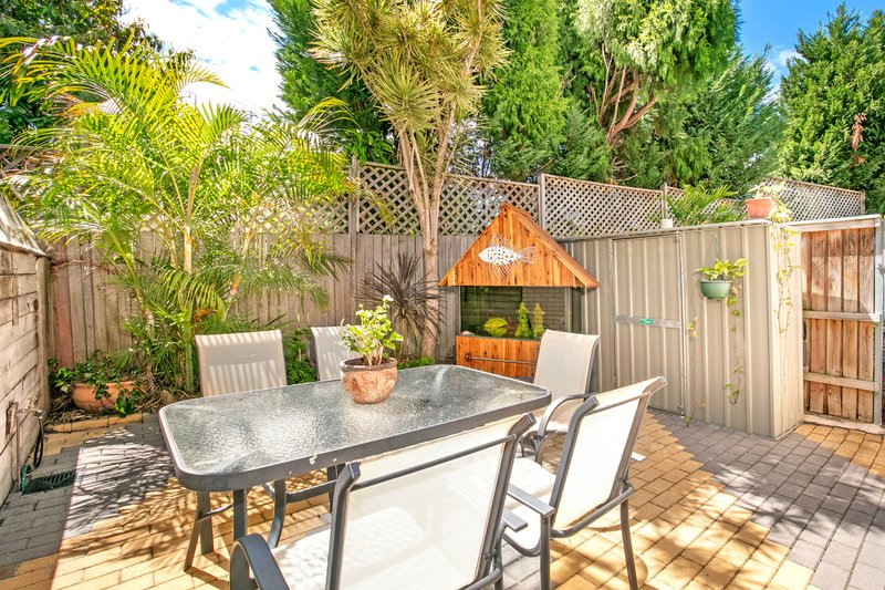 Photo - 8/27 Tor Road, Dee Why NSW 2099 - Image 4