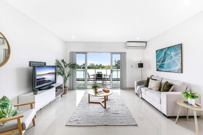 8/27 Woodville Road, Chester Hill NSW 2162