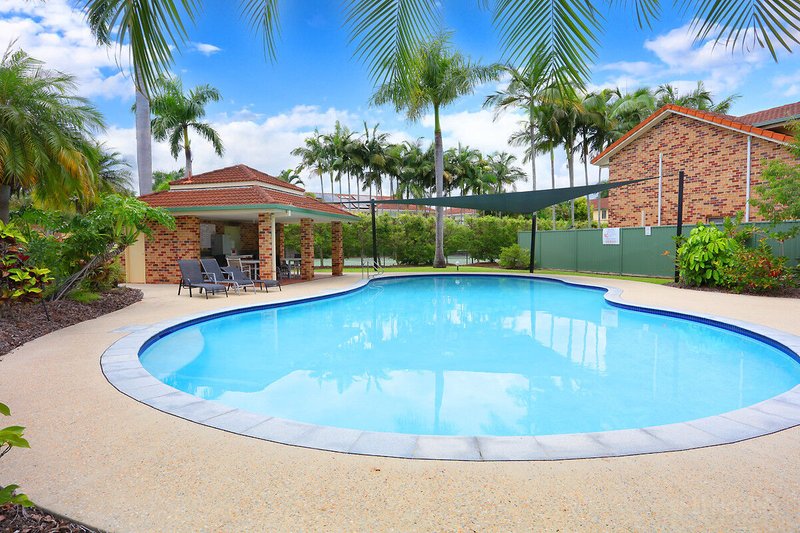 Photo - 8/272 Oxley Drive, Coombabah QLD 4216 - Image 9