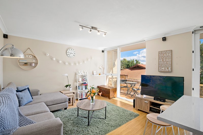 Photo - 8/28 Darley Street, Mona Vale NSW 2103 - Image 2