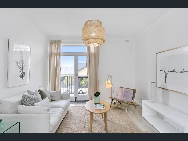 8/28 Pier Street, Glenelg South SA 5045