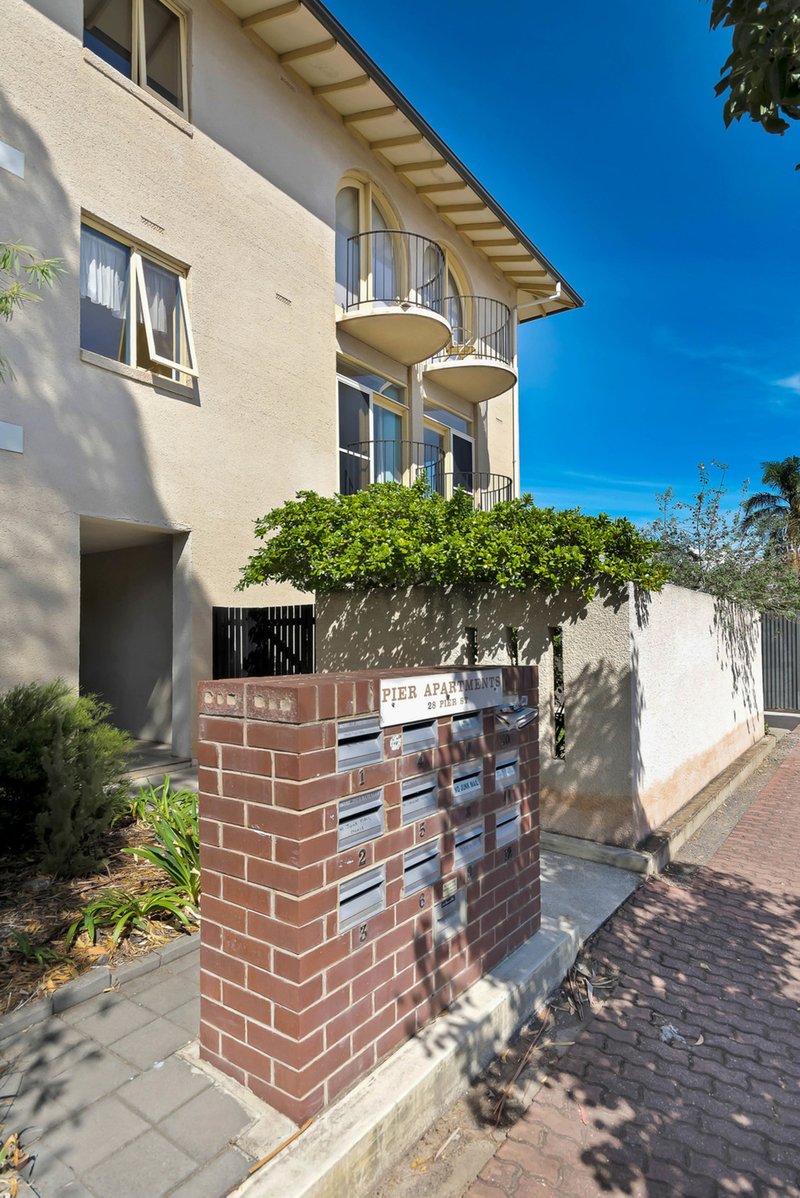 8/28 Pier Street, Glenelg South SA 5045