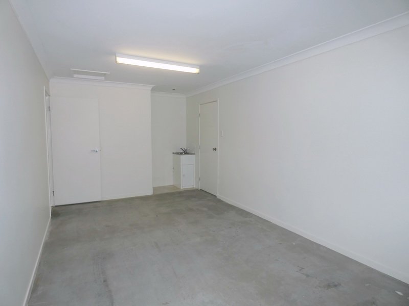 Photo - 8/28 Waheed Street, Marsden QLD 4132 - Image 12