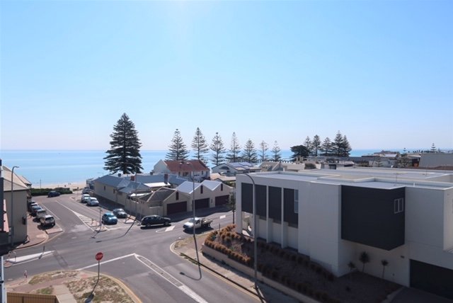 8/286 Seaview Road, Henley Beach SA 5022