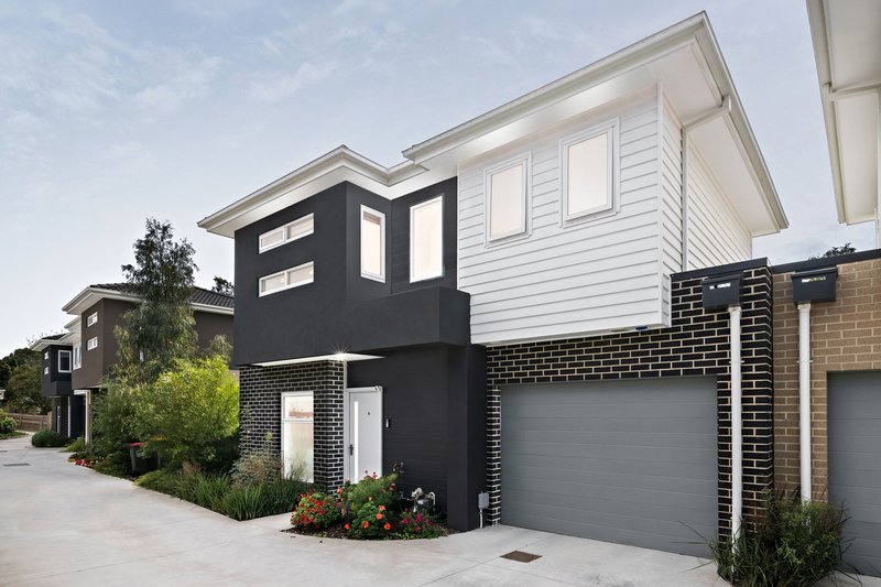 Photo - 8/29 Athol Court, Langwarrin VIC 3910 - Image 1