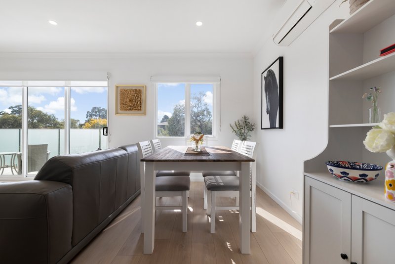 Photo - 8/29 Athol Court, Langwarrin VIC 3910 - Image 4