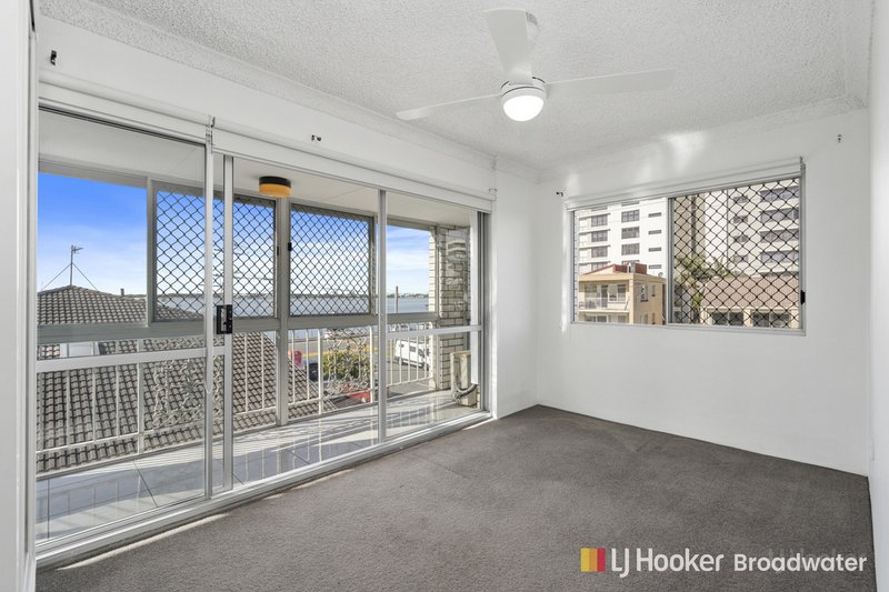 Photo - 8/294 Marine Parade, Labrador QLD 4215 - Image 10