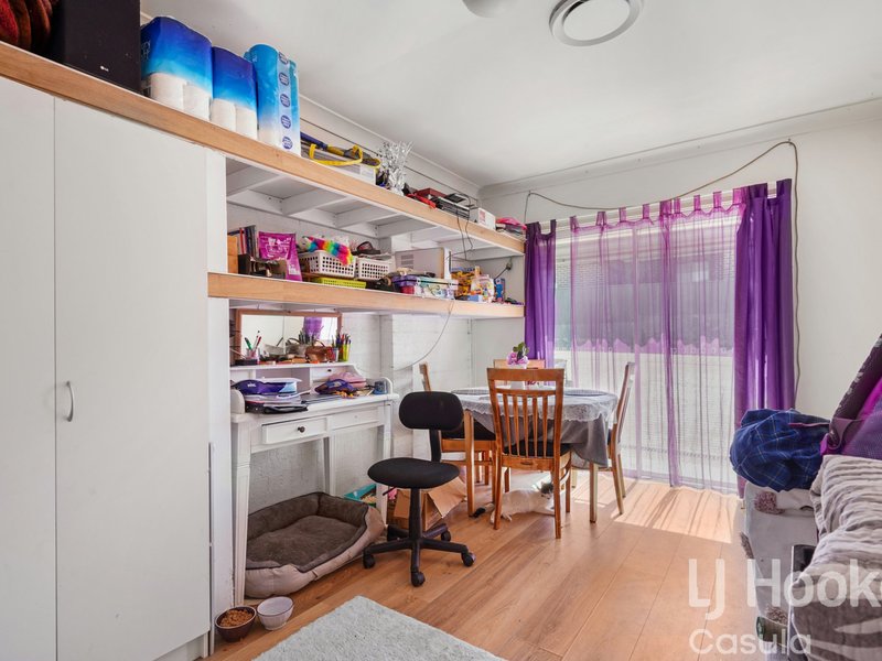 Photo - 82A Alcock Avenue, Casula NSW 2170 - Image 10