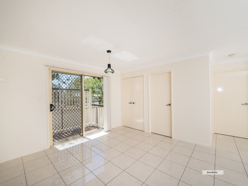 Photo - 82a Mckean Street, Berserker QLD 4701 - Image 6