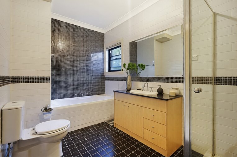 Photo - 8/2a Pyrmont Bridge Road, Camperdown NSW 2050 - Image 4