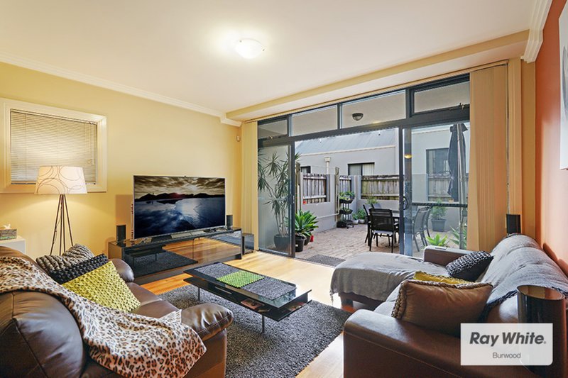 Photo - 8/2a Pyrmont Bridge Road, Camperdown NSW 2050 - Image 1