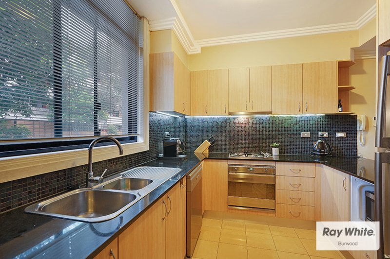 Photo - 8/2a Pyrmont Bridge Road, Camperdown NSW 2050 - Image 2