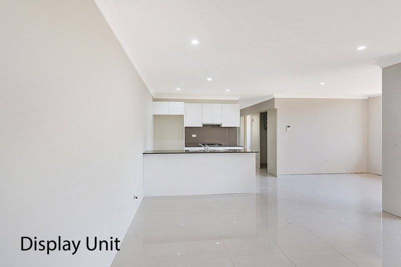 8/3-4 Harvey Place, Toongabbie NSW 2146