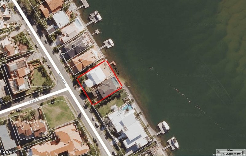 Photo - 83-85 Stanhill Drive, Chevron Island QLD 4217 - Image 5