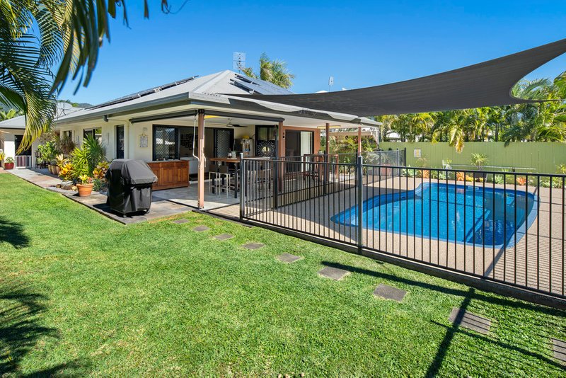 83 Abell Road, Cannonvale QLD 4802